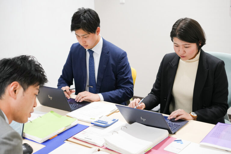 指摘ではなく、問題の根本を見つけて改善するイーバリューの監査サービスとは？